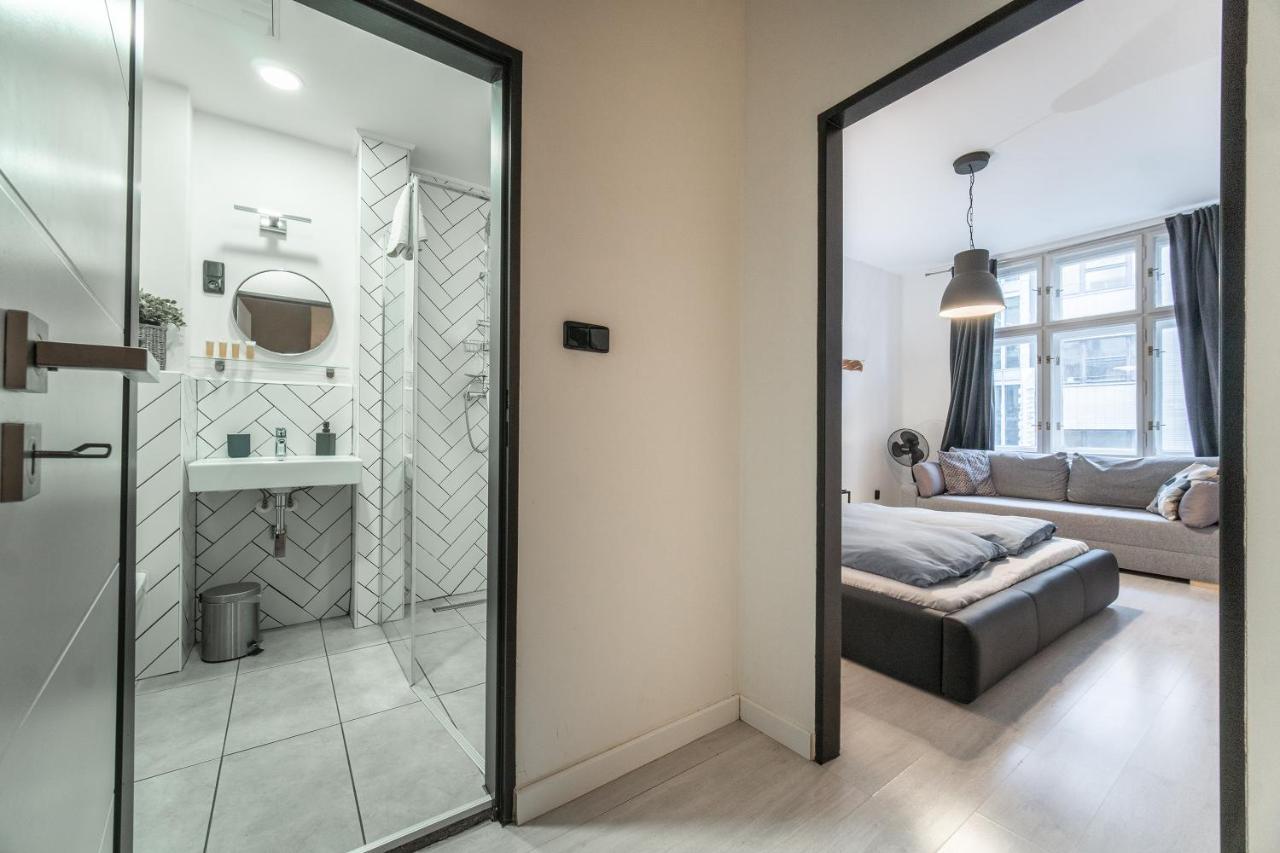 Sunny Central Apartment On Wenceslas Square By Easybnb 布拉格 外观 照片